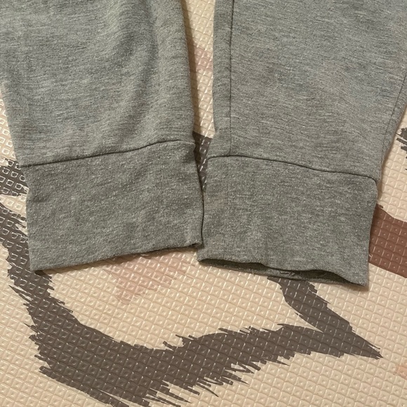 Rachel Parcell Fleece Joggers - Picture 7 of 8